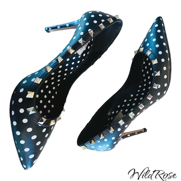 VALENTINO GARAVANI BLACK & WHITE POLKADOT ROCKSTUD POINTY TOE HEELS SZ 40 - Picture 6 of 17